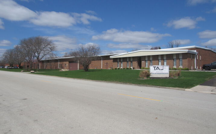 Pictures of Industrial property located at 740 Church Rd, Elgin, IL 60123 for sales - image #1