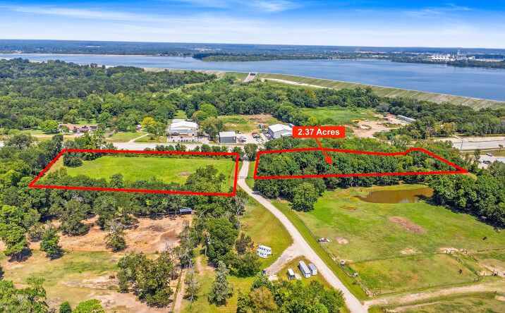 Pictures of Land property located at 12595 FM 1097, Willis, TX 77318 for sales - image #1