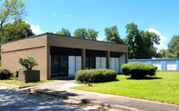 Pictures of Office property located at 912 Peachtree Street, Louisville, GA 30434 for sales - image #1