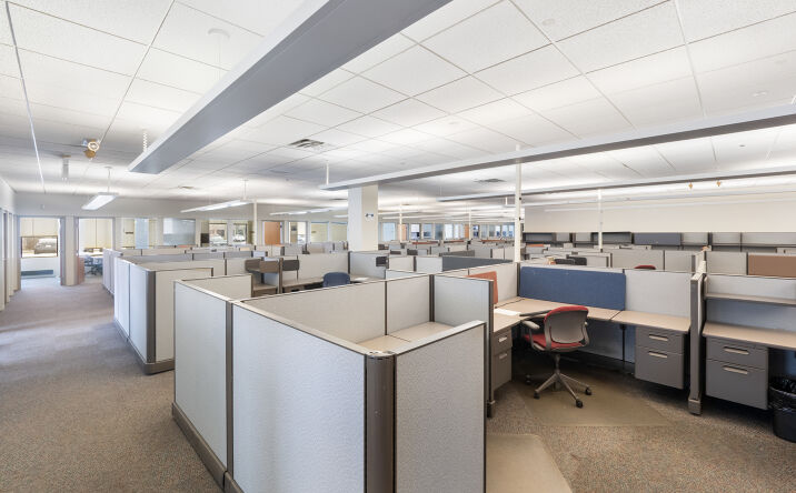 Pictures of Office property located at 1400 S Wolf Rd, Building 500, Wheeling, IL, Wheeling, IL 60090 for sales - image #1
