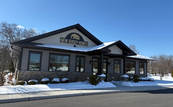 Pictures of Office property located at 1381 Fairview Blvd, Delran, NJ 08075 for sales - image #1