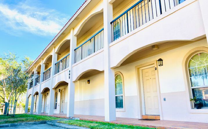 Pictures of Multifamily property located at Buena Vista Dr, Weslaco, TX 78596 for sales - image #1