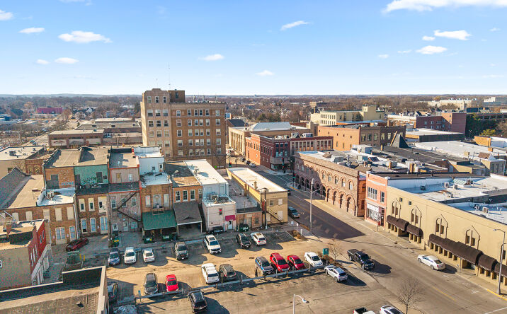 Pictures of Office, Retail property located at 101 S Main St, Fond du Lac, WI 54935 for sales - image #1