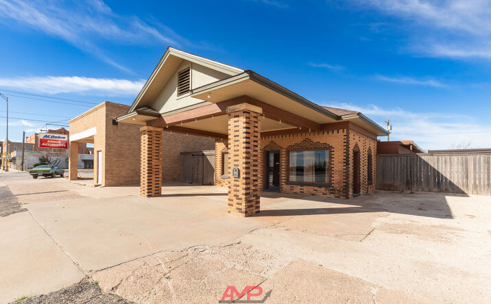 Pictures of Mixed Use, Office property located at 944 Commercial Ave, Anson, TX 79501 for sales - image #1