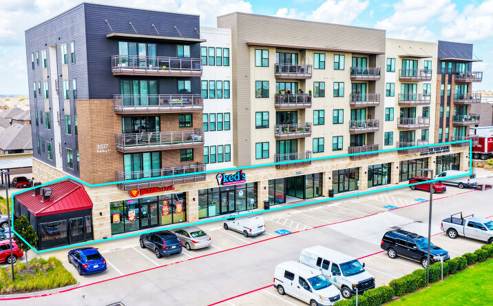 Pictures of Retail property located at 3517 Windhaven Pkwy, Lewisville, TX 75056 for sales - image #1