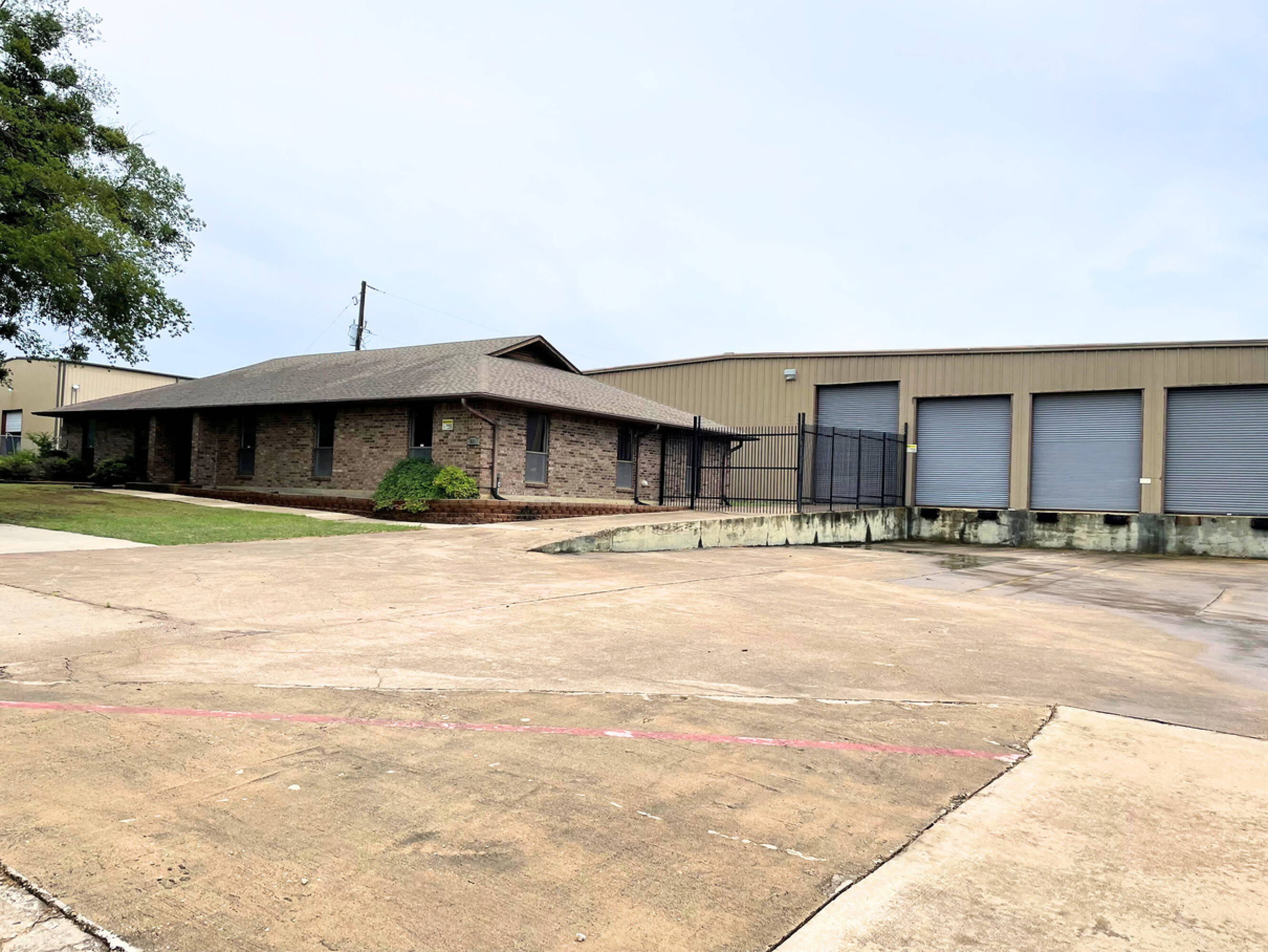 511 S 5Th Ave, Mansfield, TX 76063