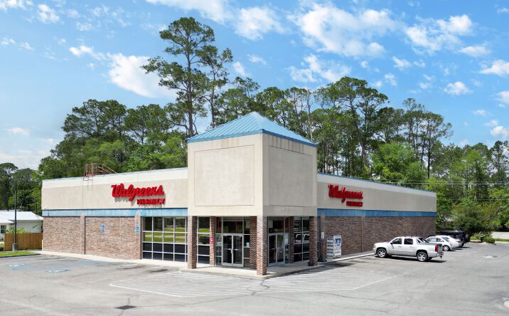 Pictures of Retail property located at 191 N Church St, Homerville, GA 31634 for sales - image #1