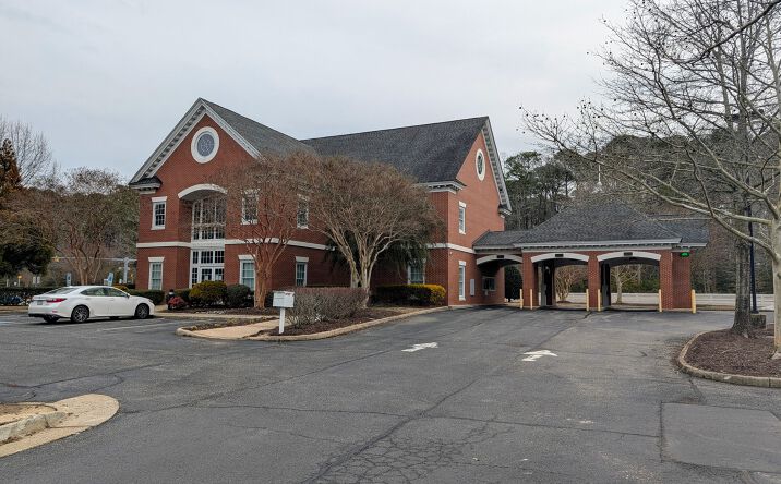 Pictures of Office, Retail property located at 4139 Ironbound Rd, Williamsburg, VA 23188 for sales - image #1