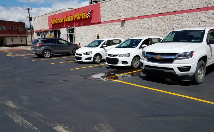 Pictures of Retail property located at 643 E Washington St, New Castle, PA 16101 for sales - image #1