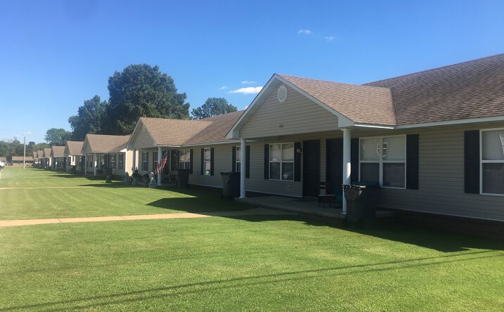 Pictures of Multifamily property located at 1212 Greene St, Paragould, AR 72450 for sales - image #1