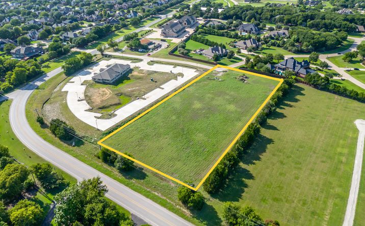 Pictures of Land property located at Country Club Rd, Lucas, TX 75002 for sales - image #1