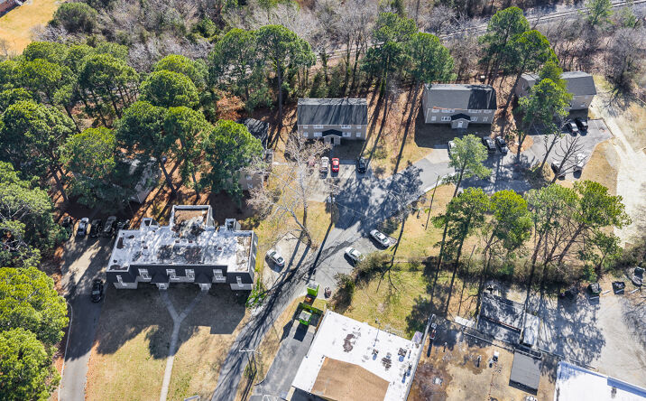 Pictures of Multifamily property located at 824 Post Ave, Chesapeake, VA 23324 for sales - image #1
