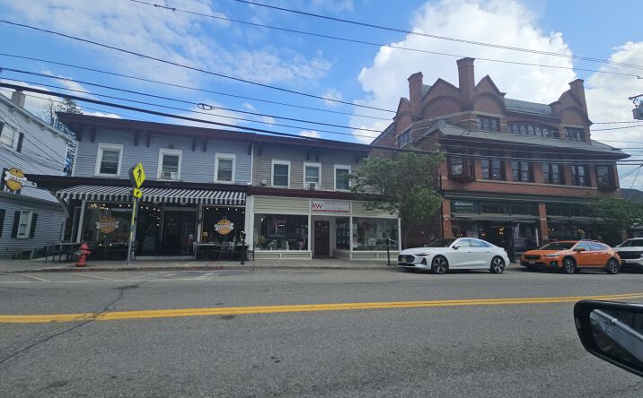 Pictures of Retail, Office, Mixed Use property located at 46 Main Street, Warwick (Town), NY 10990 for sales - image #1