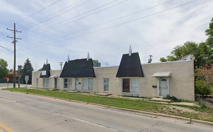 Pictures of Office, Retail property located at 8430 Waukegan Rd, Morton Grove, IL 60053 for sales - image #1