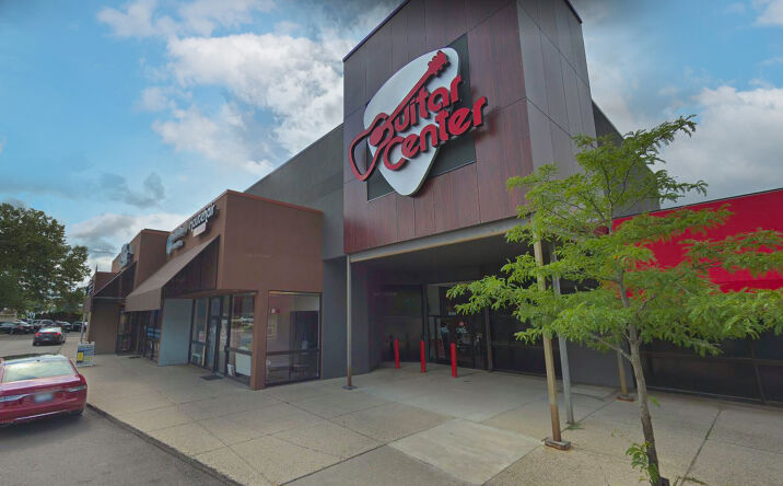 Pictures of Retail property located at 29555 Northwestern Hwy, Southfield, MI 48034 for sales - image #1