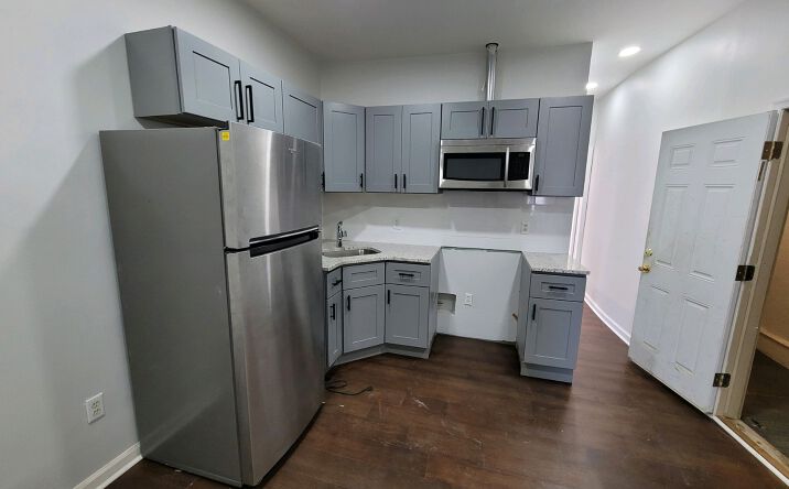 Pictures of Mixed Use property located at 118 S 52nd St, Philadelphia, PA 19139 for sales - image #1