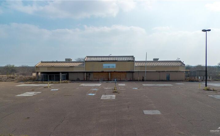 Pictures of Retail, Office, Multifamily property located at 2535 S US Highway 281, Falfurrias, TX 78355 for sales - image #1
