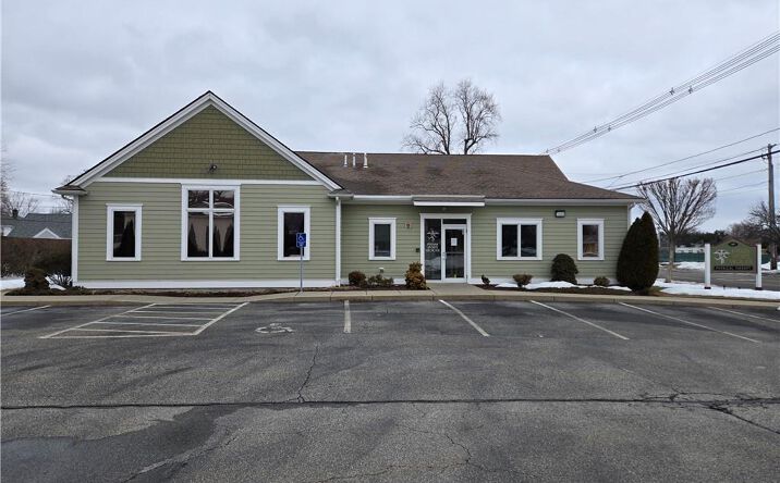 Pictures of Office, Mixed Use, Land, Retail property located at 2871 Post Road, Warwick, RI 02886 for sales - image #1