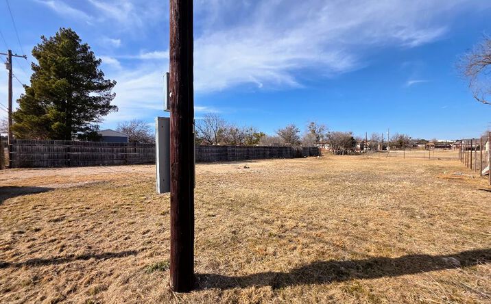 Pictures of Land property located at 504 W Oak Ave, Mertzon, TX 76941 for sales - image #1