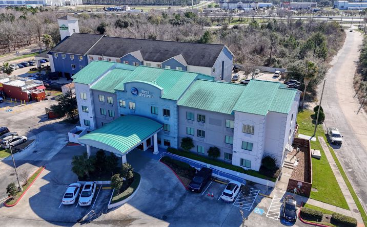 Pictures of Hospitality property located at 18032 McKay Dr, Humble, TX 77338 for sales - image #1