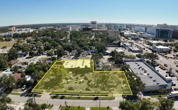 Pictures of Land property located at 2040 6th St, Sarasota, FL 34237 for sales - image #1