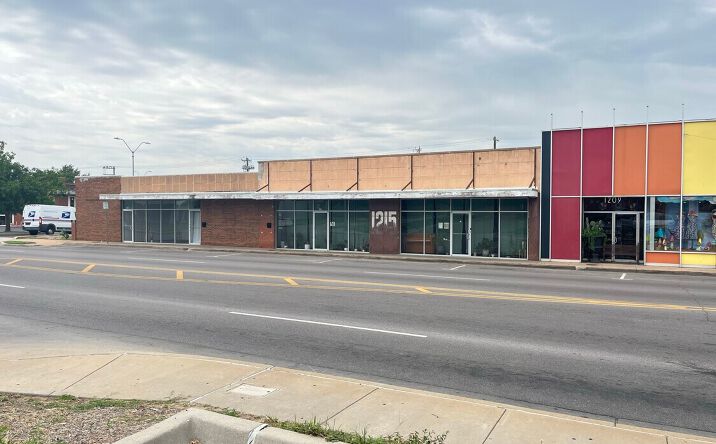 Pictures of Retail property located at 1219 NW 23rd St, Oklahoma City, OK 73106 for sales - image #1