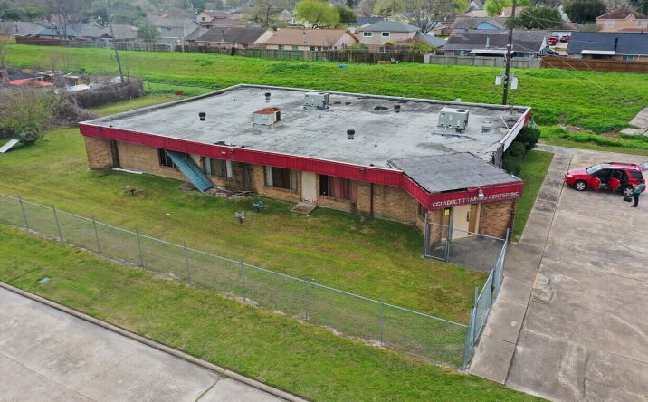 Pictures of Mixed Use, Office, Retail property located at 11526 Walters Rd, Houston, TX 77067 for sales - image #1