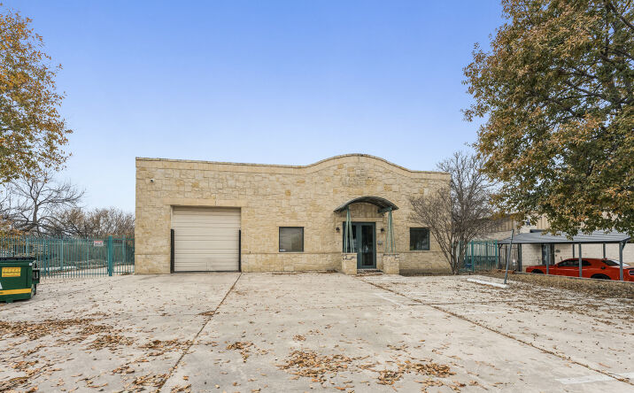 Pictures of Industrial property located at 10876 Hillpoint Drive, San Antonio, TX 78217 for sales - image #1