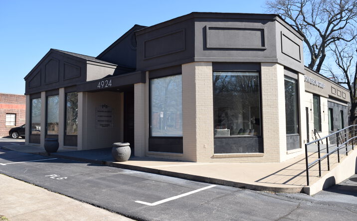 Pictures of Office property located at 4924 Kavanaugh Blvd, Little Rock, AR 72207 for sales - image #1