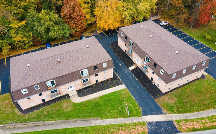 Pictures of Multifamily property located at 3100 Beal St NW, Warren, OH 44485 for sales - image #1