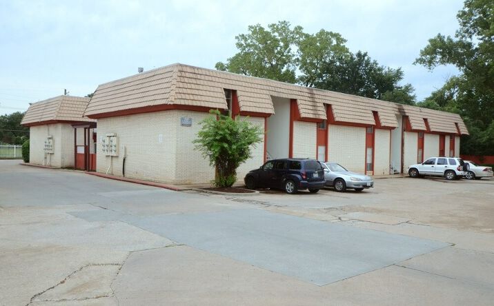 Pictures of Multifamily property located at 1246 S Memorial Dr, Tulsa, OK 74112 for sales - image #1