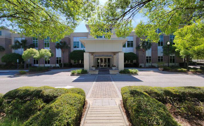 Pictures of Office property located at 421 Wando Park Boulevard #2nd Floor, Mount Pleasant, SC 29464 for sales - image #1