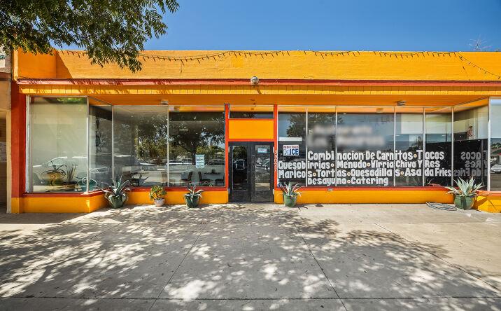 Pictures of Retail property located at 33027 Rd 159, Ivanhoe, CA 93235 for sales - image #1