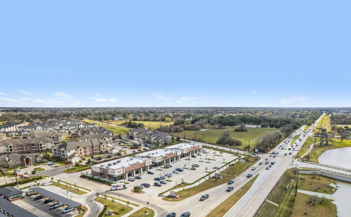 Pictures of Retail property located at 5304 Sienna Pkwy, Missouri City, TX 77459 for sales - image #1