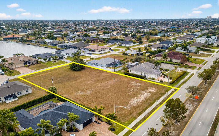Pictures of Land property located at 3723 Chiquita Blvd S, Cape Coral, FL 33914 for sales - image #1