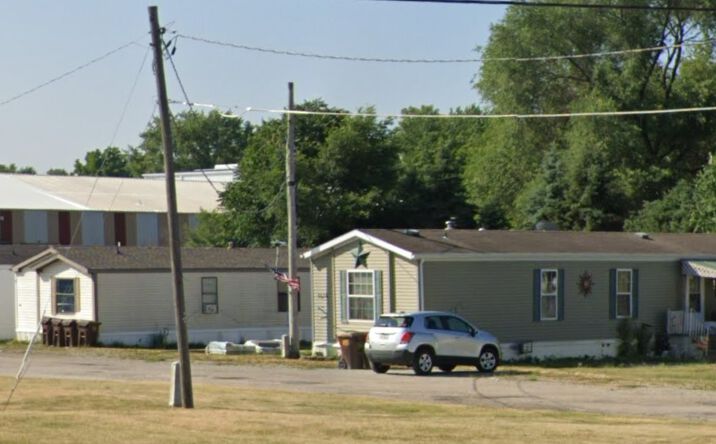 Pictures of Mobile Home Park property located at 1002-1018 13th Ave, Erie, IL 61250 for sales - image #1