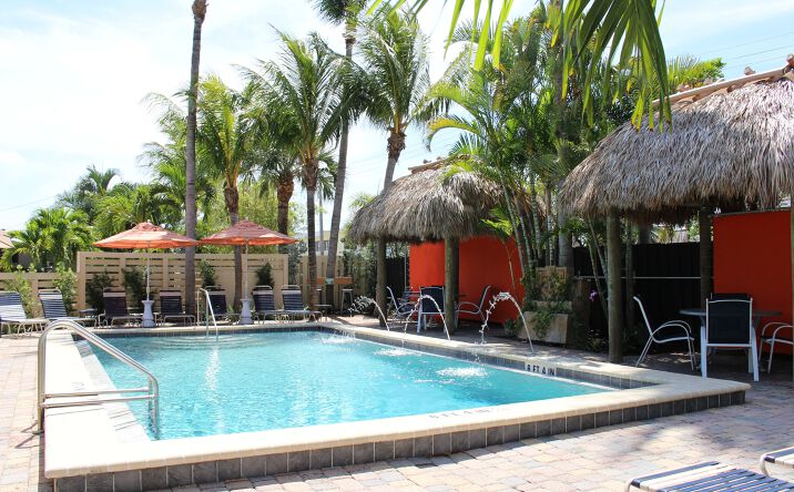 Pictures of Hospitality property located at 2209 NE 26th St, Wilton Manors, FL 33305 for sales - image #1