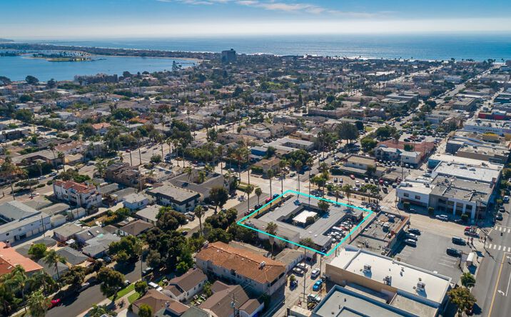 Pictures of Multifamily property located at 4459 Fanuel Street, San Diego, CA 92109 for sales - image #1