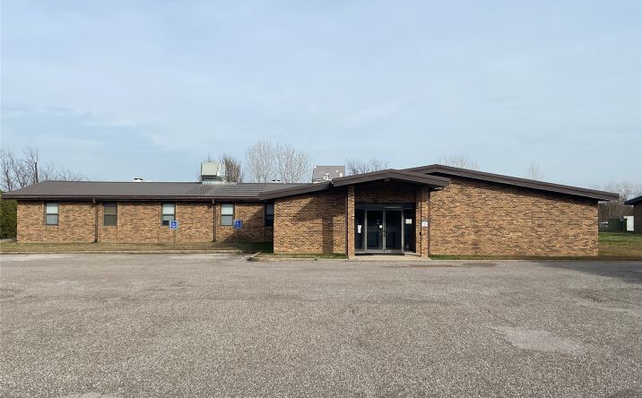 Pictures of Mixed Use, Office property located at 829 Elks Boulevard, Ardmore, OK 73401 for sales - image #1