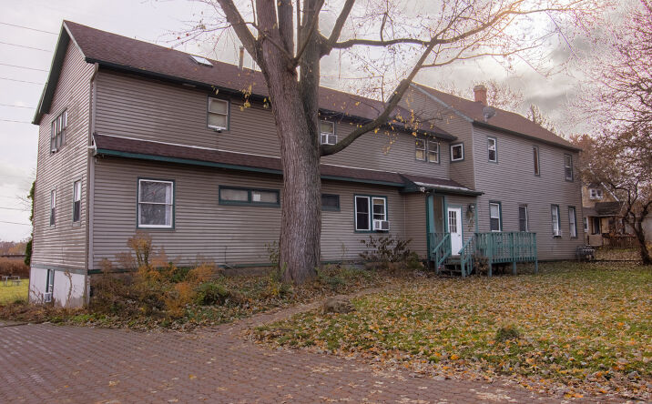 Pictures of Multifamily property located at 40523 N IL Route 83, Antioch, IL 60002 for sales - image #1