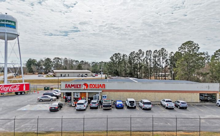 Pictures of Retail property located at 117 May Ave, Lincolnton, GA 30817 for sales - image #1