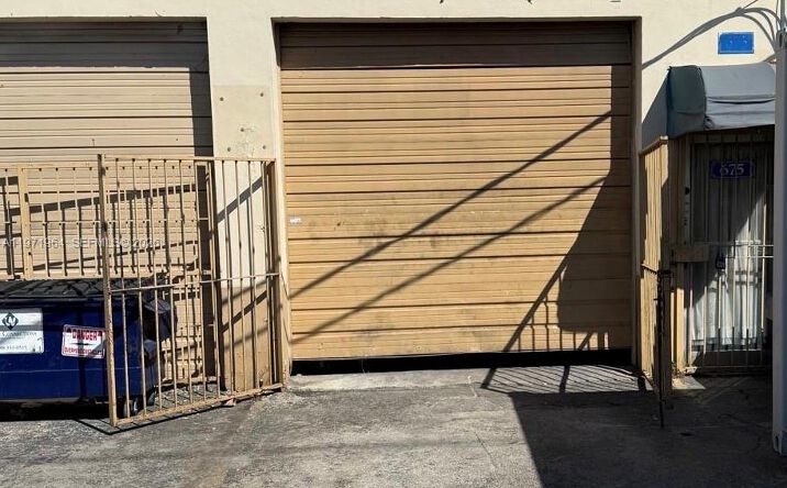 Pictures of Industrial, Office property located at 675 W 26th St # 675, Hialeah, FL 33010 for sales - image #1