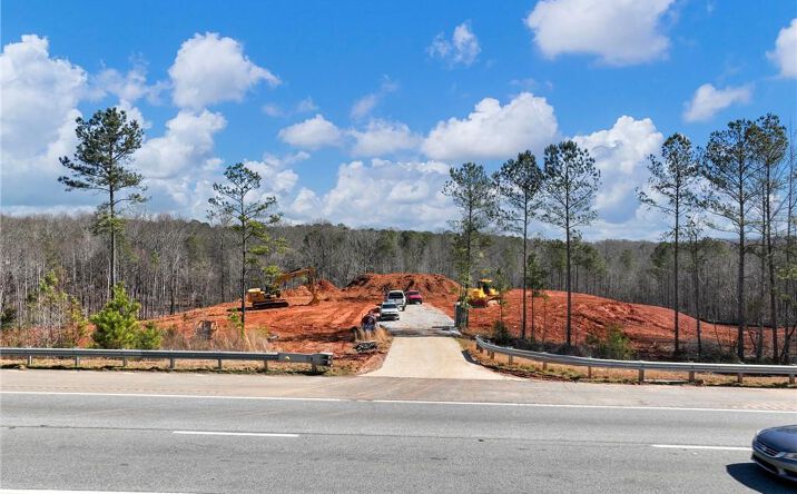 Pictures of Industrial property located at 2811 Athens Highway, Gainesville, GA 30507 for sales - image #1