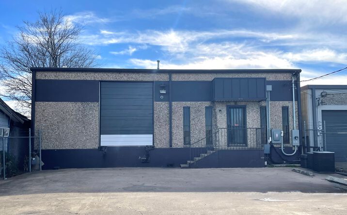 Pictures of Industrial property located at 3410 Doug Dr, Dallas, TX 75247 for sales - image #1