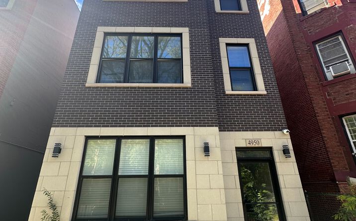 Pictures of Multifamily property located at 4950 S Michigan Ave, Chicago, IL 60615 for sales - image #1
