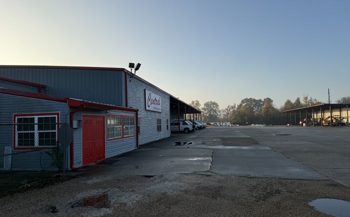 Pictures of Industrial property located at 7000 Greenwell Springs Rd, Baton Rouge, LA 70805 for sales - image #1