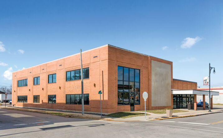 Pictures of Office property located at  for sales - image #1