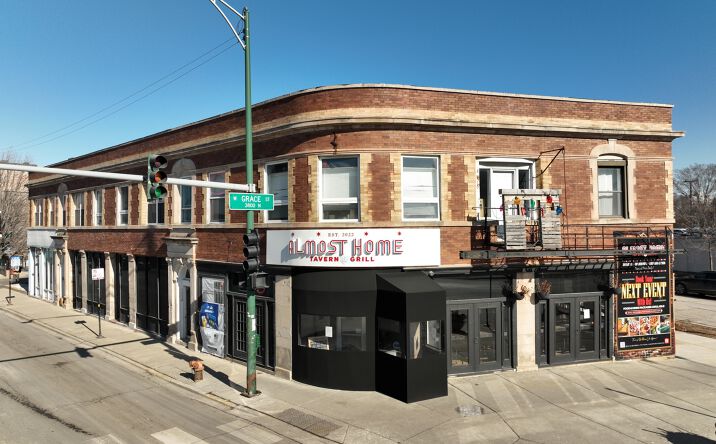 Pictures of Hospitality, Mixed Use, Multifamily, Retail property located at 3801 N Clark St, Chicago, IL 60613 for sales - image #1