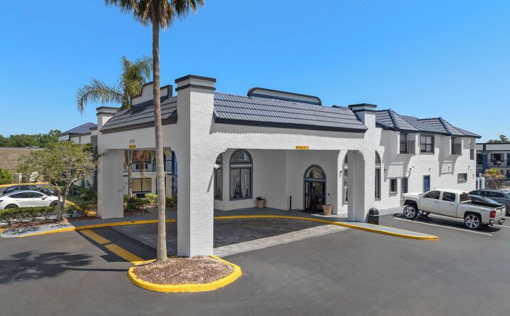 Pictures of Hospitality property located at 8750 E Colonial Dr, Orlando, FL 32817 for sales - image #1
