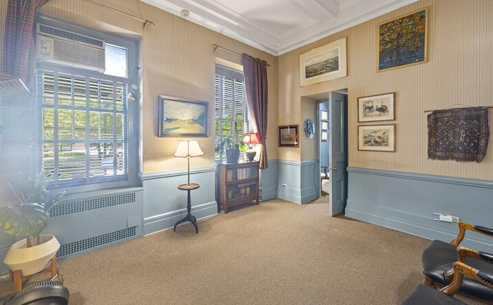 Pictures of Office property located at 969 Park Ave, New York, NY 10028 for sales - image #1